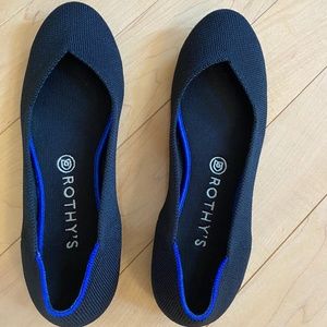 Rothys flats